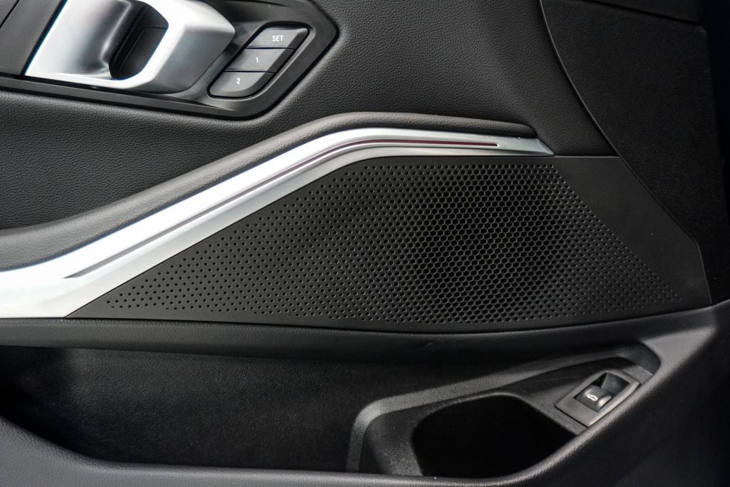 2025 BMW 3 Series 330i