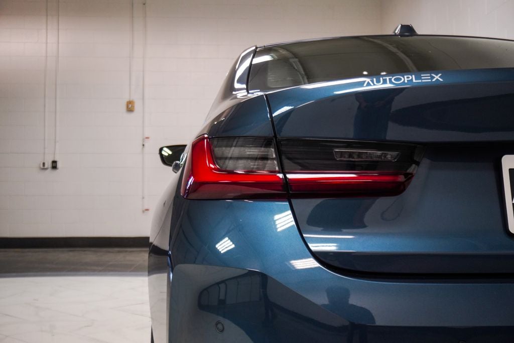 2025 BMW 3 Series 330i