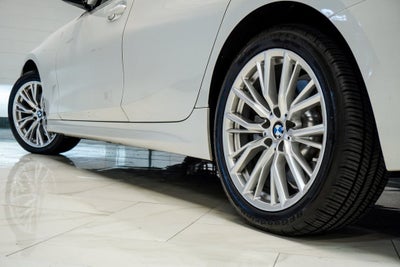 2024 BMW 3 Series 330i xDrive