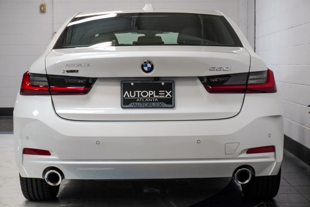 2024 BMW 3 Series 330i xDrive