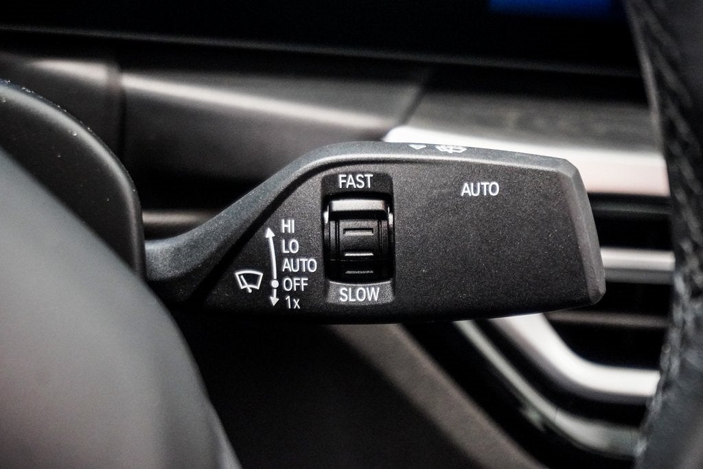 2024 BMW 3 Series 330i xDrive