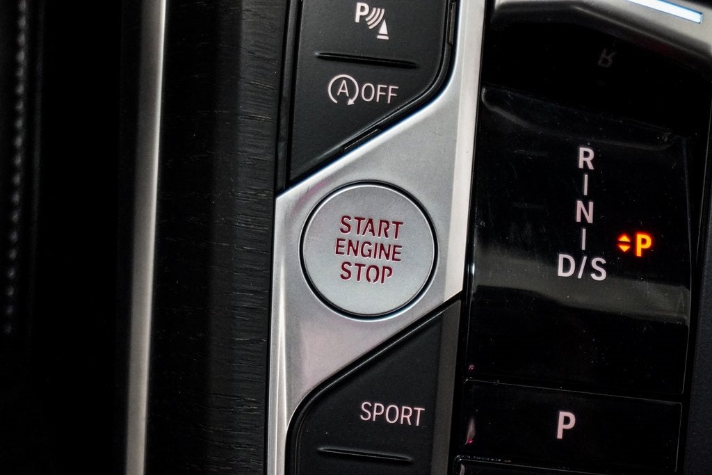 2024 BMW 3 Series 330i xDrive