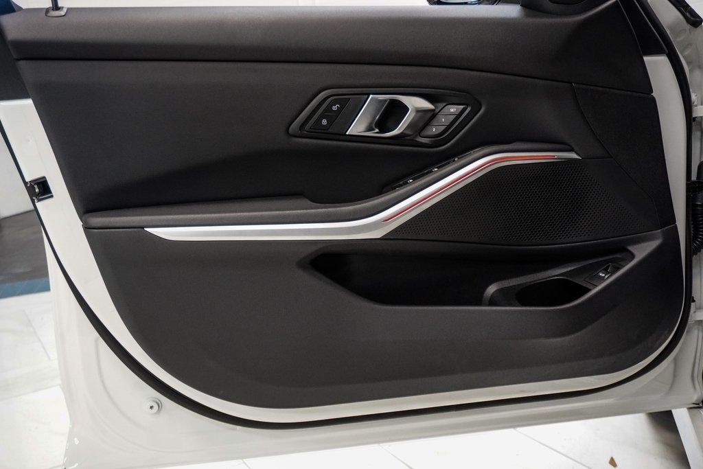 2024 BMW 3 Series 330i xDrive