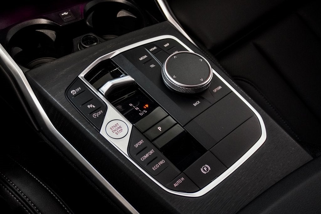 2024 BMW 3 Series 330i xDrive