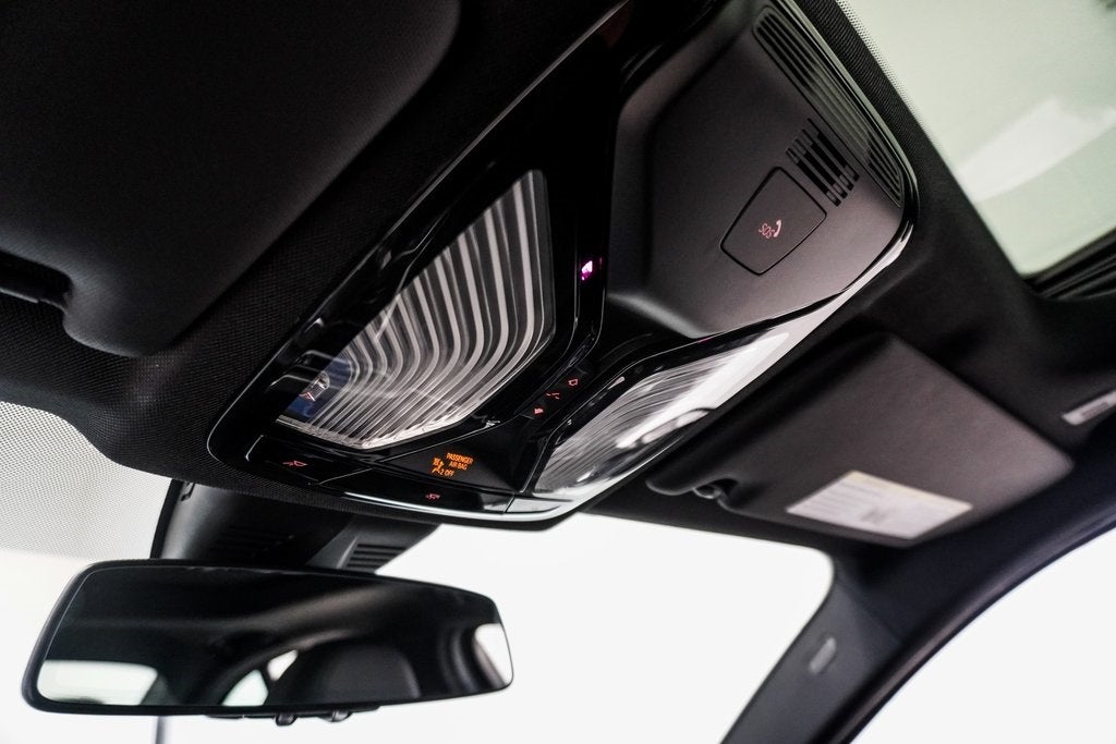 2024 BMW 3 Series 330i xDrive