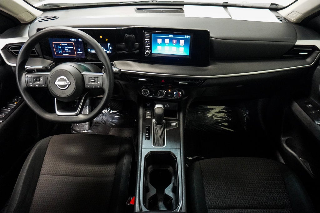 2025 Nissan Kicks S