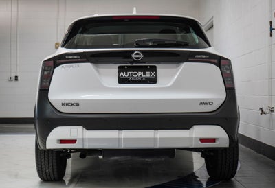 2025 Nissan Kicks S