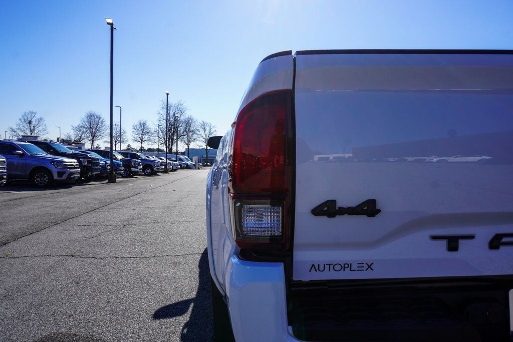 2023 Toyota Tacoma SR V6