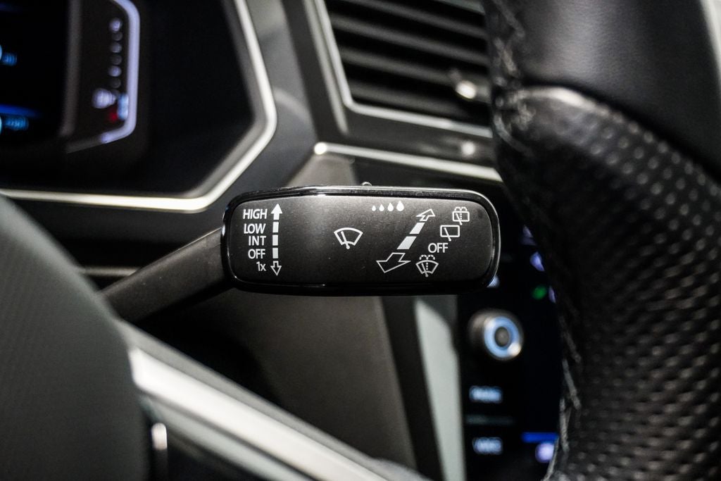 2022 Volkswagen Tiguan 2.0T SEL R-Line