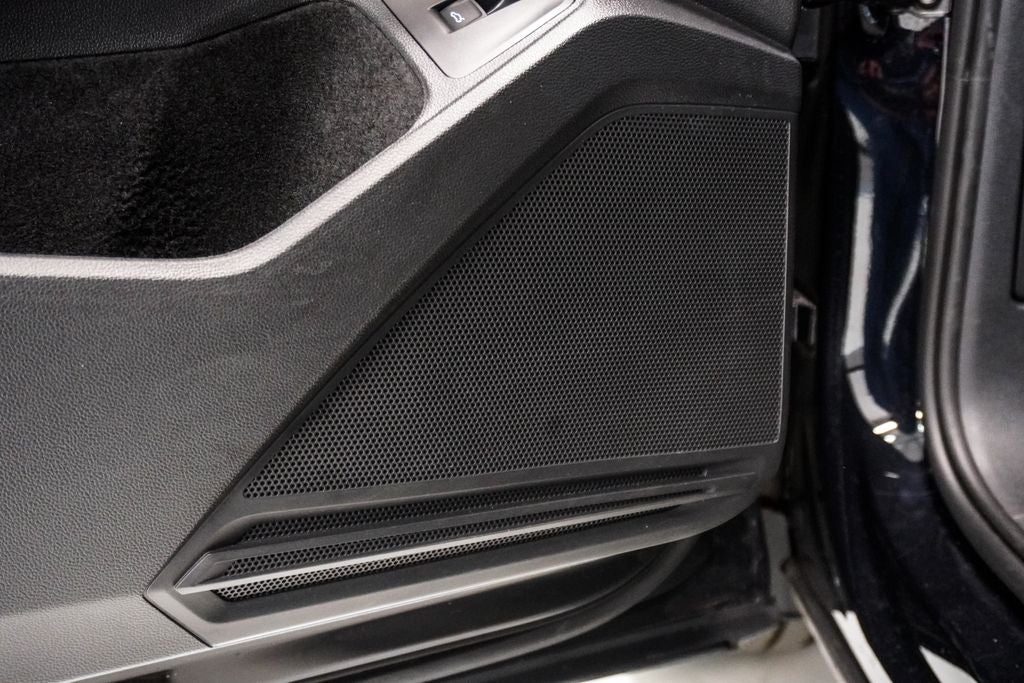 2022 Volkswagen Tiguan 2.0T SEL R-Line