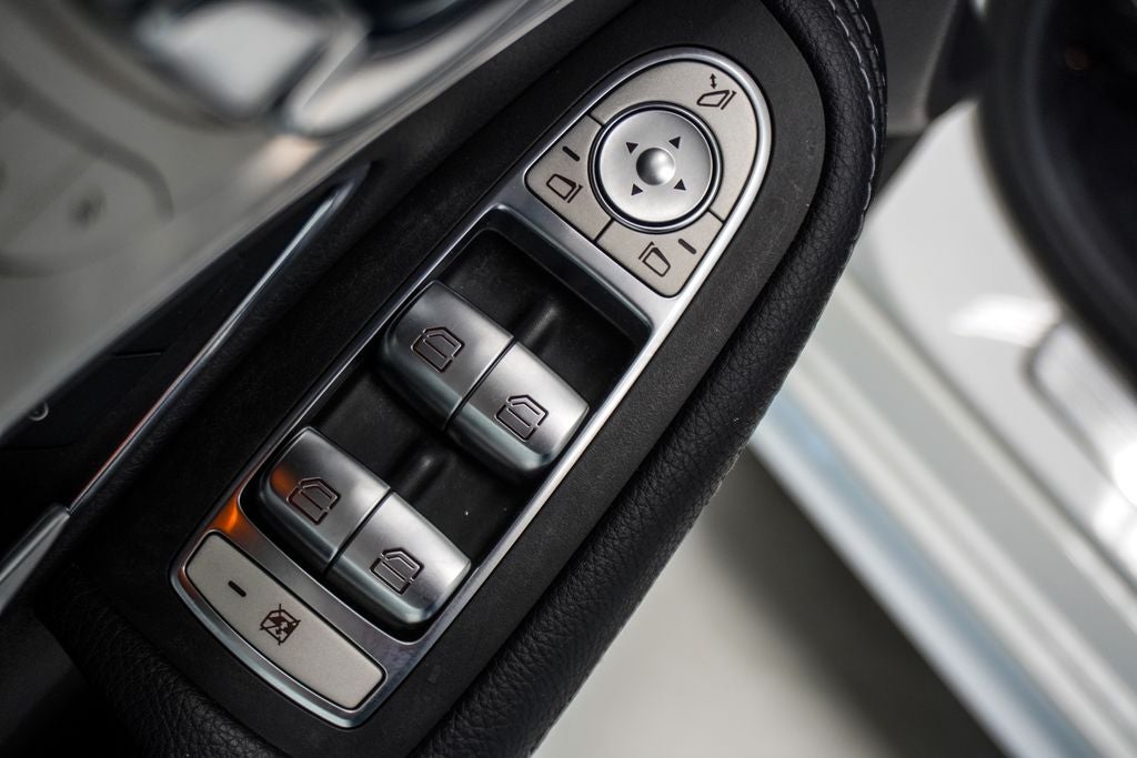 2018 Mercedes-Benz C-Class C 300