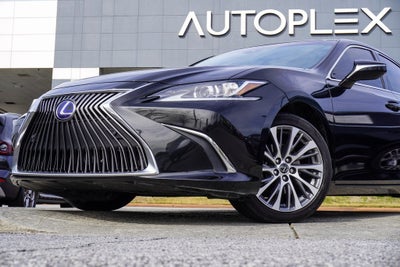 2021 Lexus ES 300h