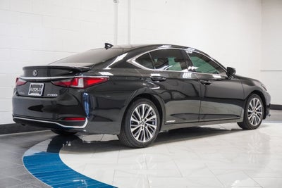 2021 Lexus ES 300h