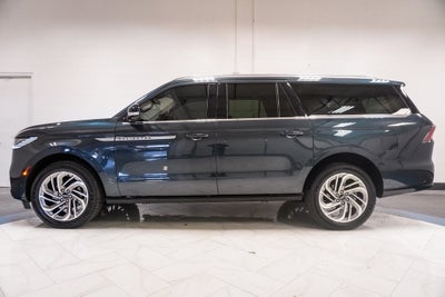 2025 Lincoln Navigator L Reserve