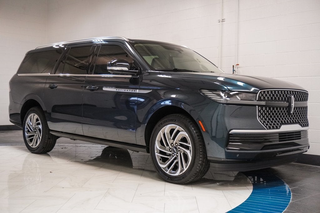 2025 Lincoln Navigator L Reserve