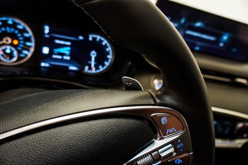 2025 Genesis GV70 2.5T