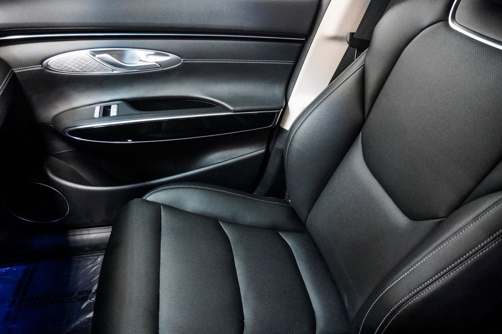 2025 Genesis GV70 2.5T