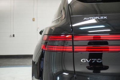 2025 Genesis GV70 2.5T