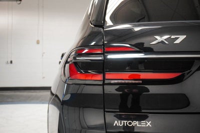 2025 BMW X7 xDrive40i