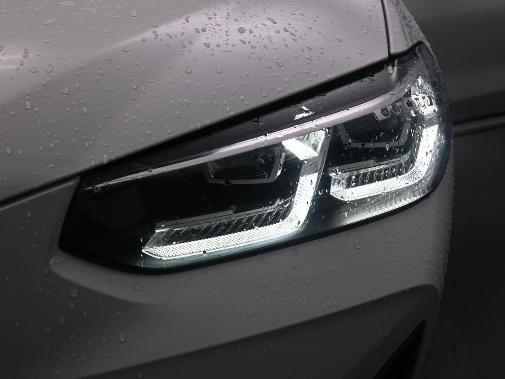 2023 BMW X4 xDrive30i