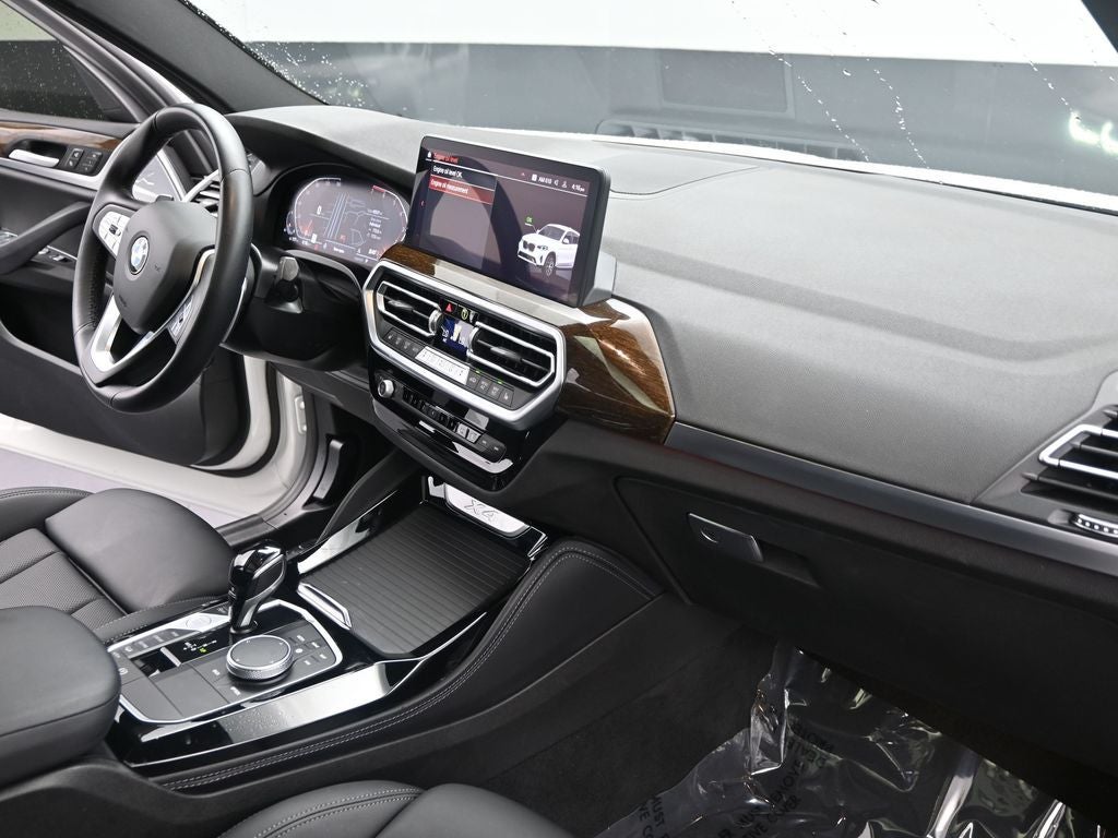2023 BMW X4 xDrive30i
