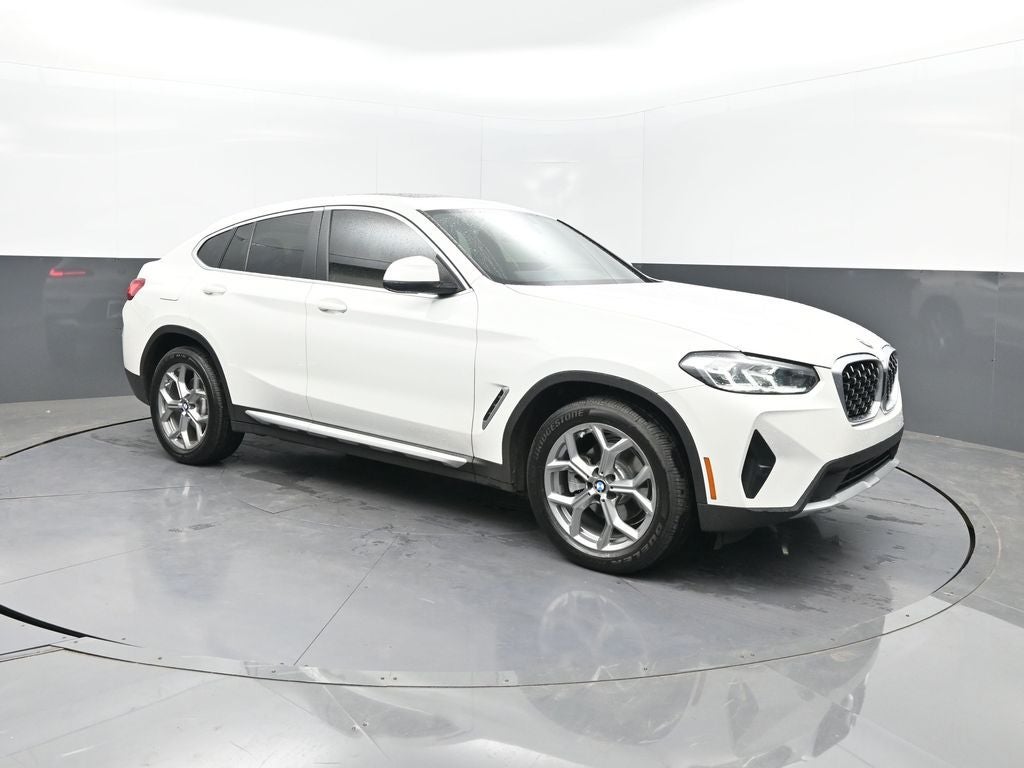 2023 BMW X4 xDrive30i