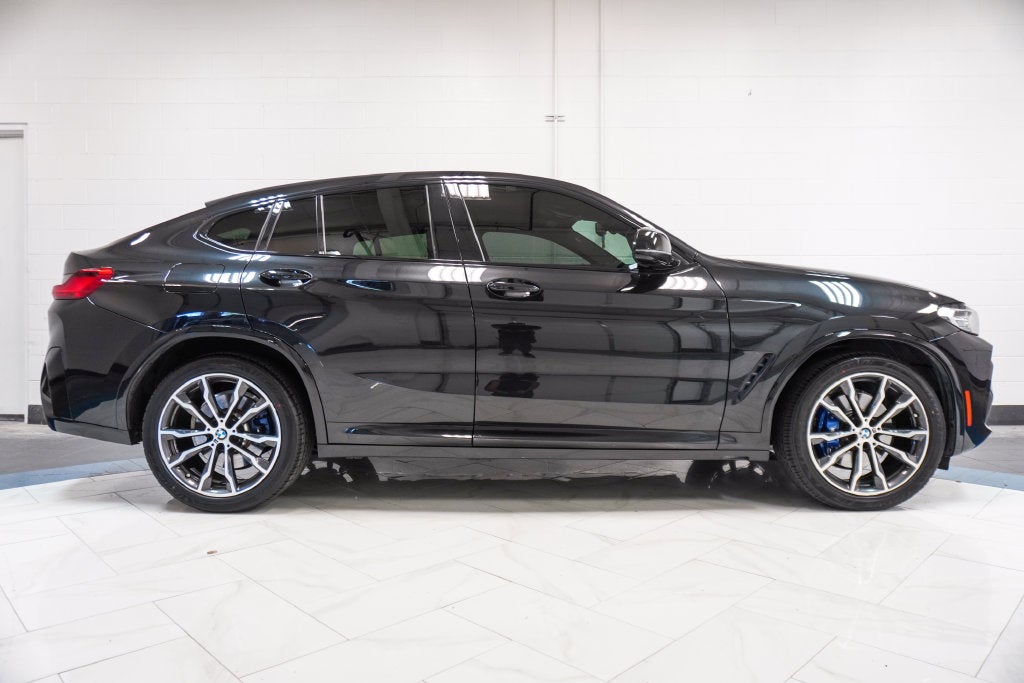 2022 BMW X4 M40i
