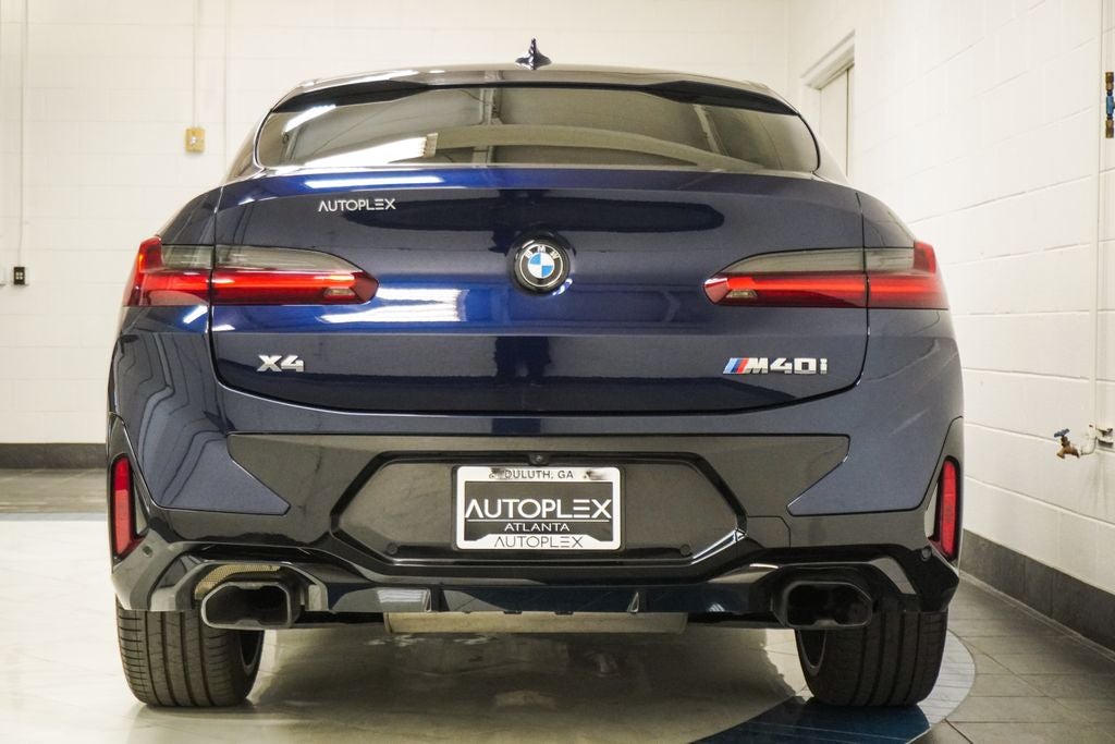 2023 BMW X4 M40i