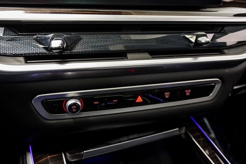 2025 BMW X5 xDrive50e