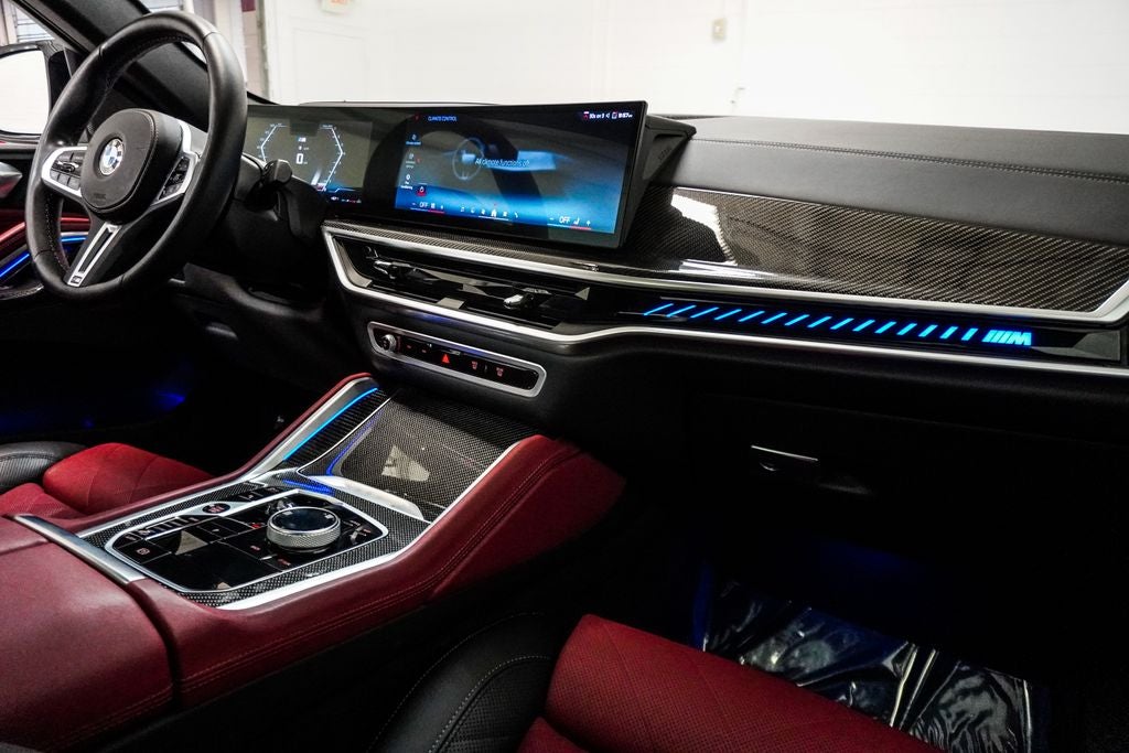 2024 BMW X6 M60i