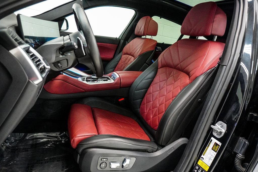 2024 BMW X6 M60i