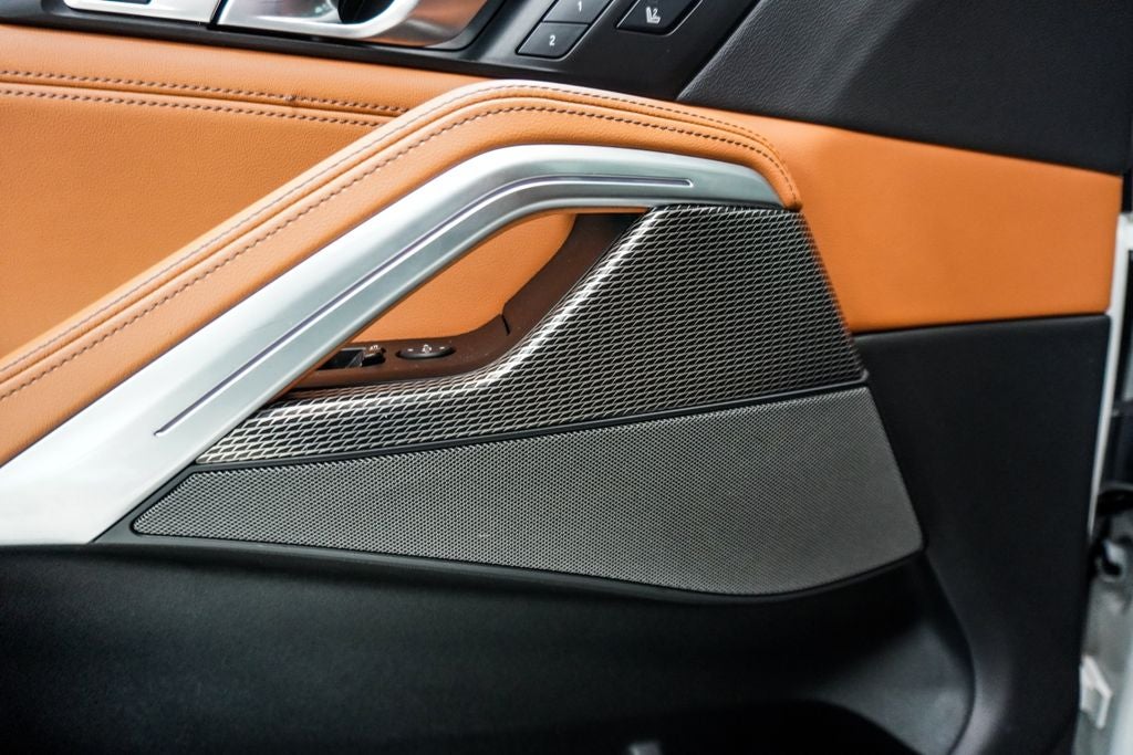 2023 BMW X6 M50i