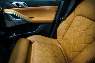 2023 BMW X6 M50i