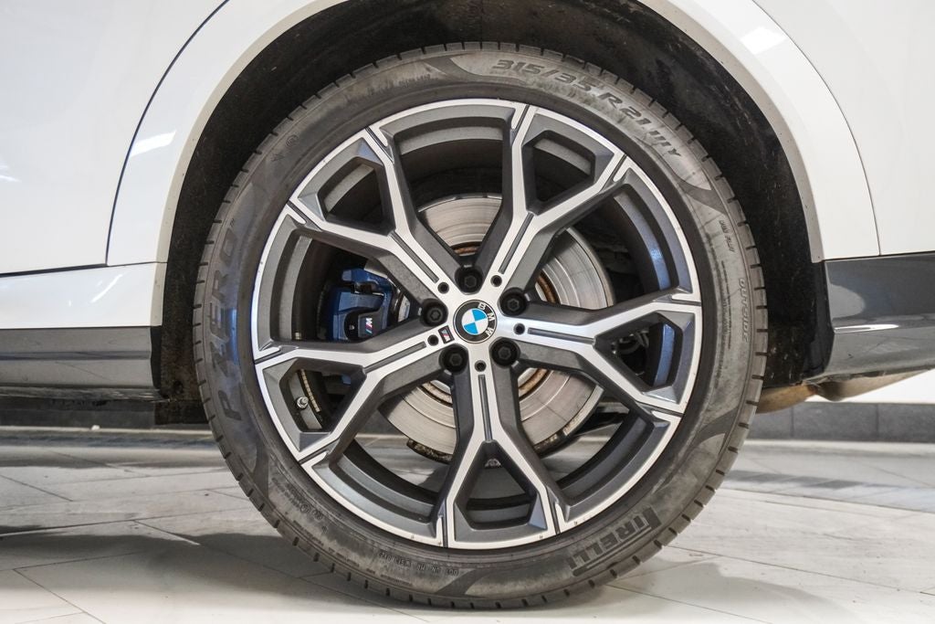2023 BMW X6 M50i