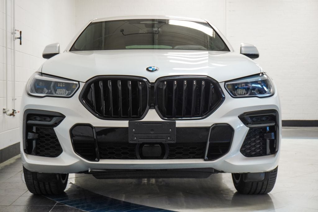 2023 BMW X6 M50i
