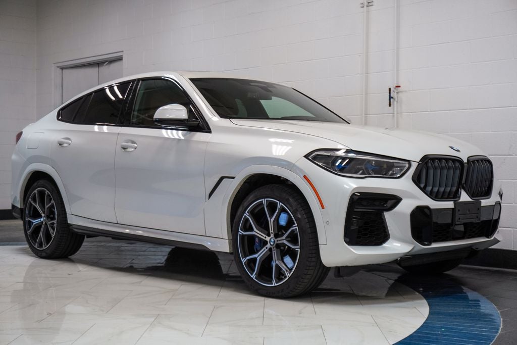 2023 BMW X6 M50i