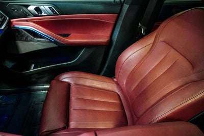2020 BMW X6 M50i