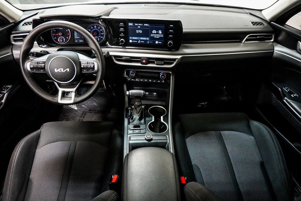 2022 Kia K5 LX