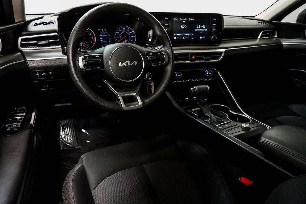 2022 Kia K5 LX