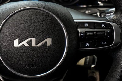 2022 Kia K5 LX