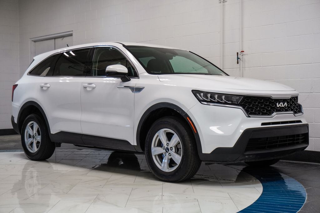 2022 Kia Sorento LX
