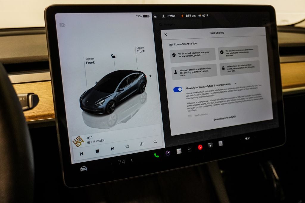 2023 Tesla Model 3 Base