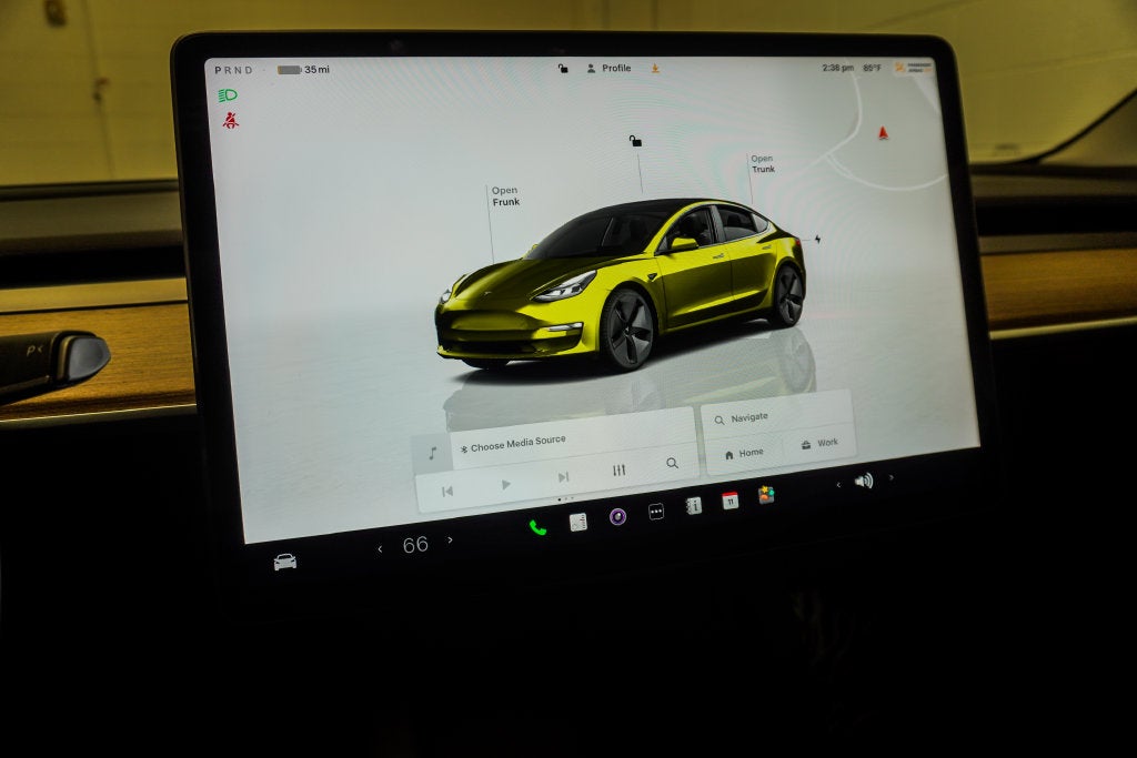 2023 Tesla Model 3 Base