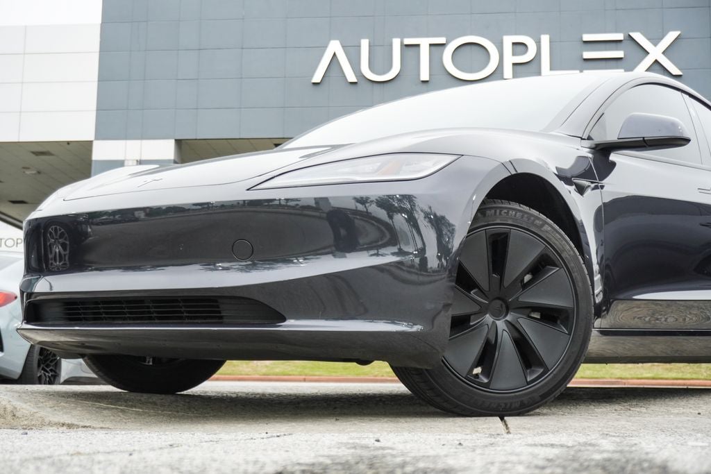 2025 Tesla Model 3 Long Range
