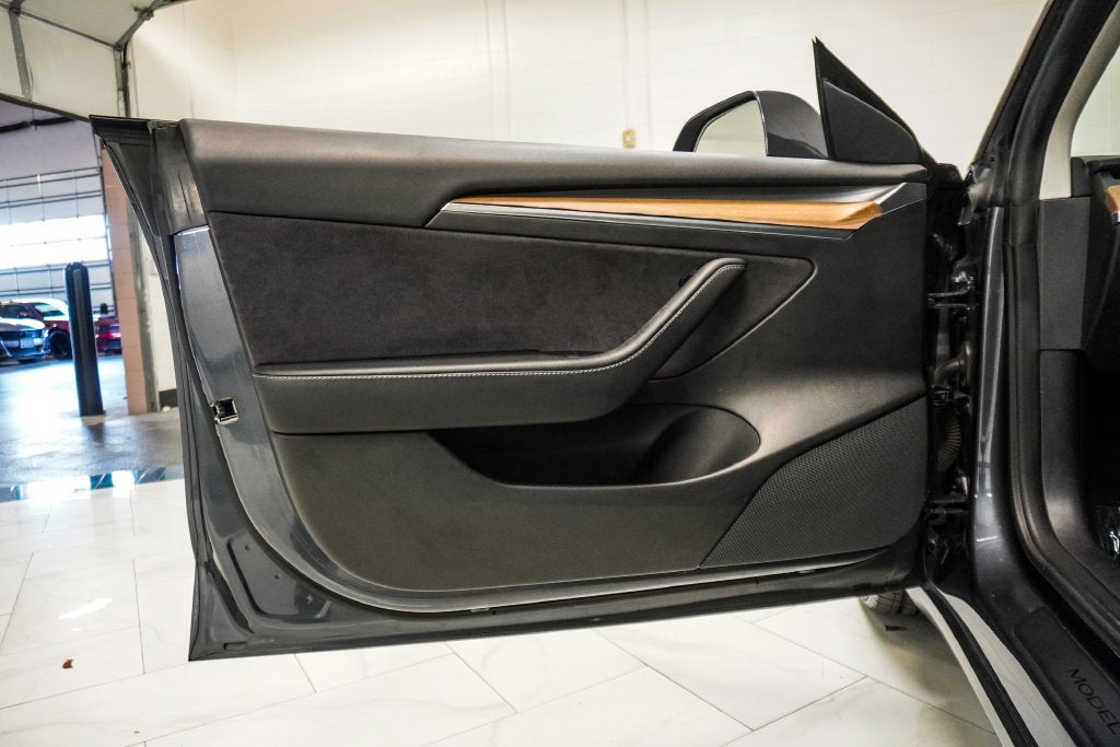2022 Tesla Model 3 Base