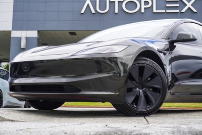 2025 Tesla Model 3 Long Range