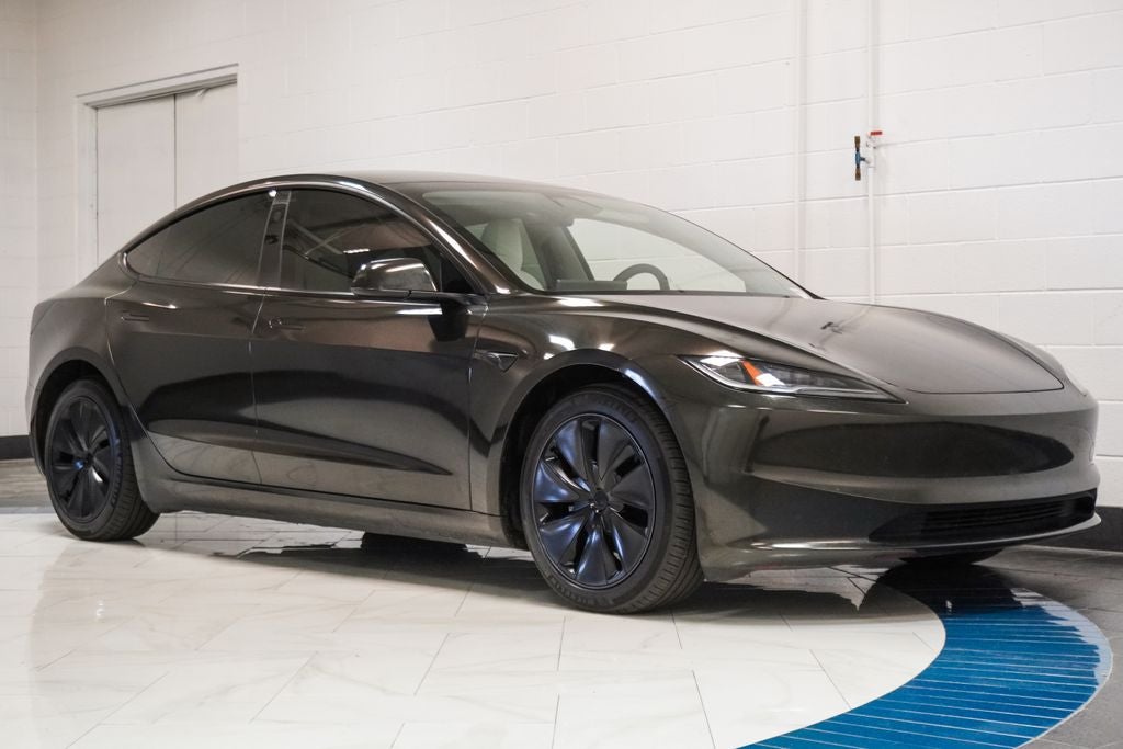 2025 Tesla Model 3 Long Range