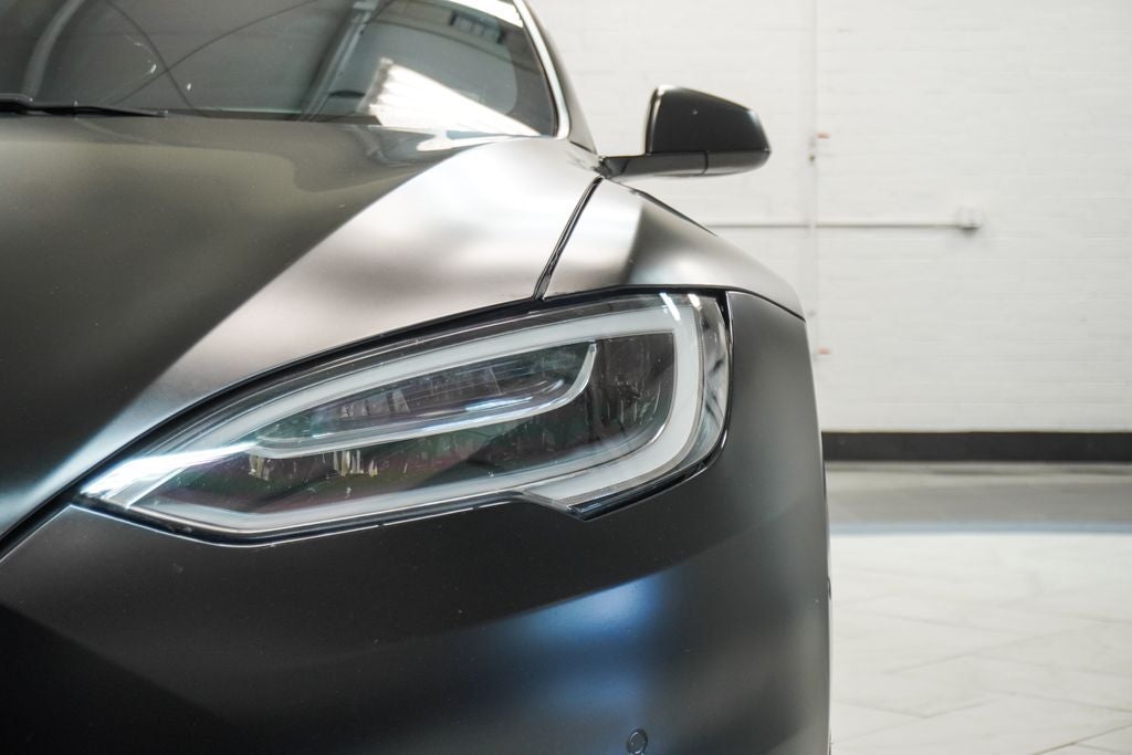 2021 Tesla Model S Plaid