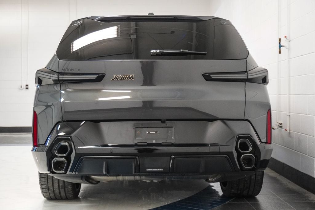 2024 BMW XM Base