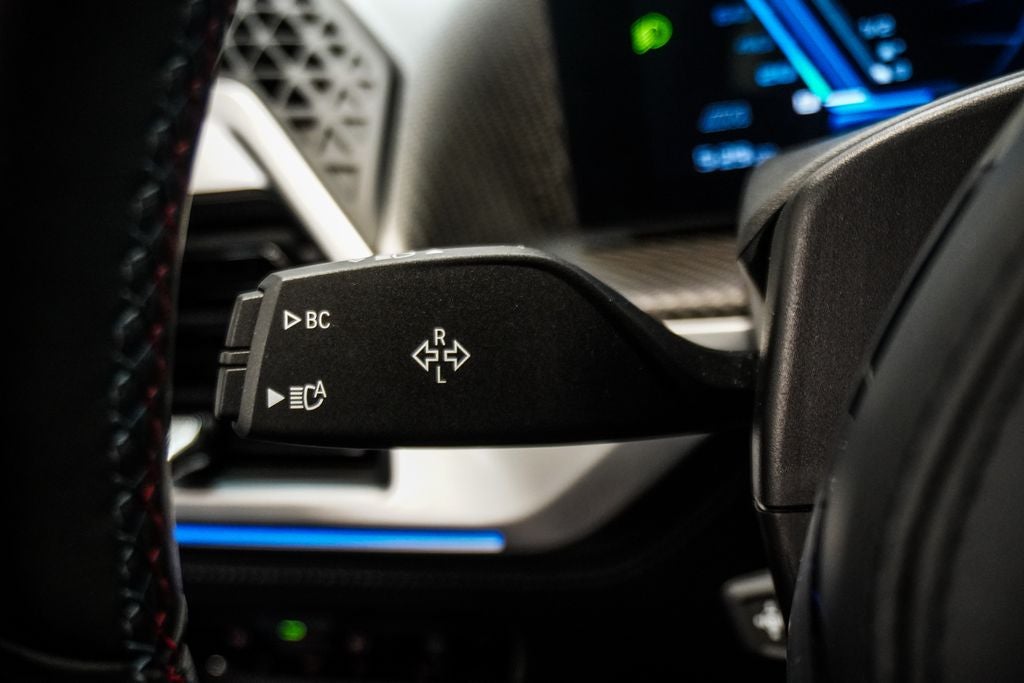 2023 BMW XM Base
